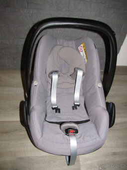 Autosedačka 0-13 kg Maxi Cosi Pebble+ZDARMA adaptéry ke kočá - 3
