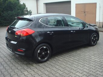 Kia Ceed 1.6crdi 94kw 2013 top výbava - 3