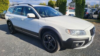 VOLVO XC70 2016 2.0D4 133kW SUMMUM,TEMPOMAT,VÝHŘEVY,SERVISKA - 3