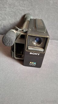 Videokamera Sony CCD-M8E - 3