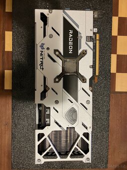 12GB GDDR6 AMD RX 6700 XT Sapphire NITRO+ - 3