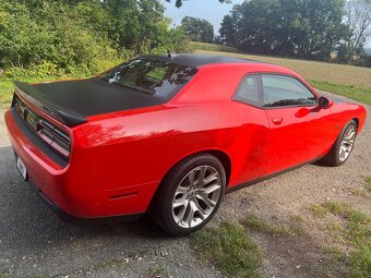 Dodge Challenger 6.4L 50th Anniversary Provoz 4/2022 - 3