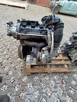 Motor 2,0 TFSI 145kw typ AXX 111.000km top - 3