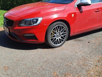Volvo V60 D4 R-design 2018 2.0Bitdi - 3