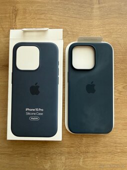 Silikonový kryt na iPhone 15 Pro s MagSafe - 3