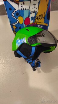 Snowboard 120 cm, boty, helma - 3