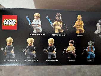 LEGO Star Wars UCS 75290 Mos Eisley Cantina - 3