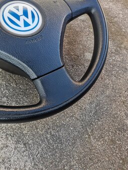 VW tříramenný volant - 3