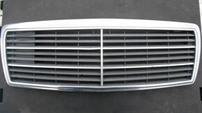 Mercedes C W202 - maska - 3