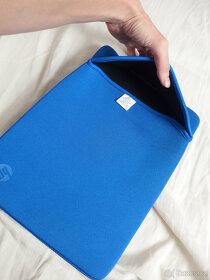 Královsky modrý obal na notebook - 3