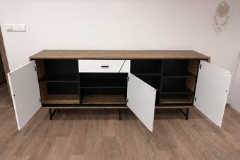 Komoda Brolo - dub/bílý lesk - 3