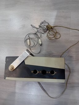 Páskový magnetofon UHER 4000 - 3