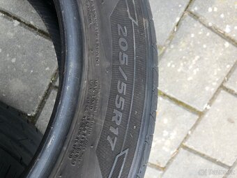 205/55 R17 - 3