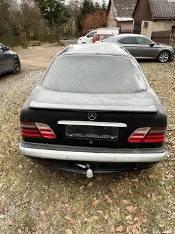 Mercedes W201 - 3