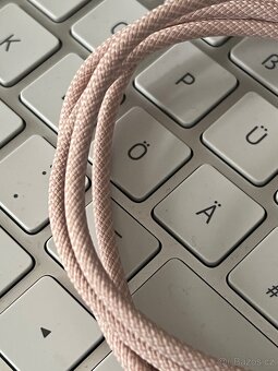 Apple USB-C / Lightning - růžový - 3
