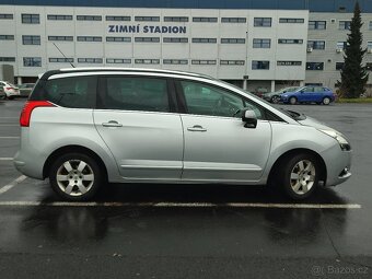Peugeot 5008 - 3