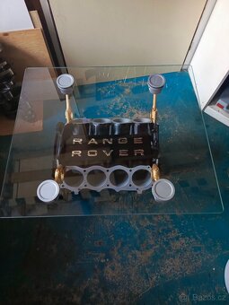 Konferenční stolek z bloku motoru V8 Range Rover - 3