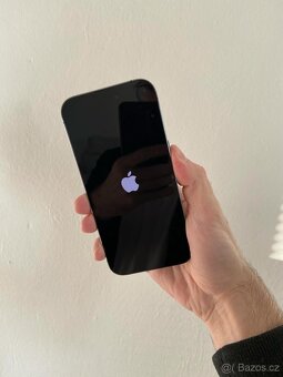 K dispozici v září – iPhone 14 Pro 128 GB, Dark Purple - 3