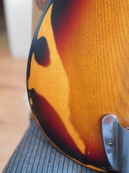 Squier Vintage Modified Telecaster Bass. - 3