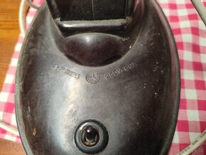Bakelitova lampička - 3