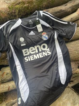 Dres Real Madrid - 3