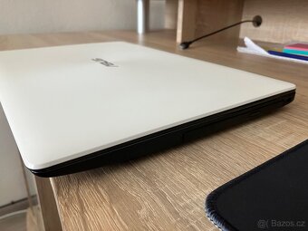 Asus X553M - 3