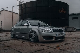 Superb 1 2.8 v6 - 3