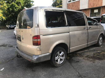 VW Transporter T5 2.5 tdi 96kw rv03 492000km - 3