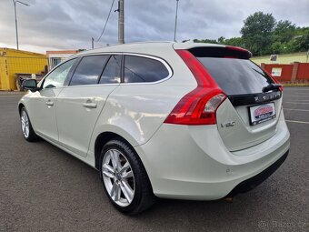 Volvo V60, 2.0 D3,TOP STAV,VÝBAVA - 3