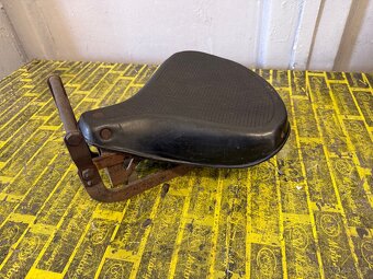 Tandemove sedlo predvojnove DKW - 3
