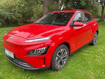 HYUNDAI KONA PREMIUM ROK 2022 BATERIE 64 kWh - 3