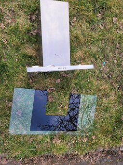 Komínová digestoř Whirlpool se sklem - 3