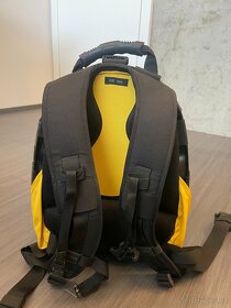 Lowepro DryZone 100 - fotobatoh - 3