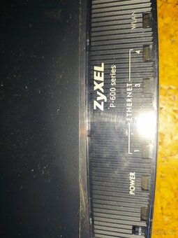 Modem Zyxel P-600 - 3