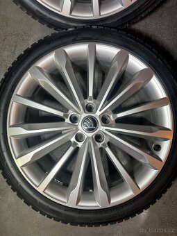 ALU Kola ŠKODA 5x112 R19 TRINIT Zánovní Zimní Pneu 235/40/19 - 3