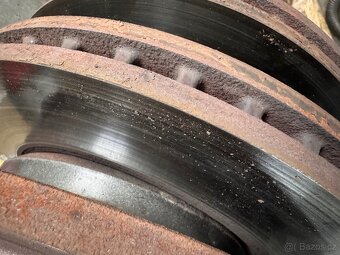 Použité brzdové kotouče Dodge Durango 5.7 R/T 2021 - 3