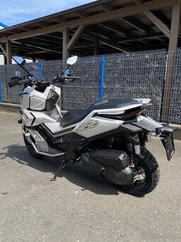 Zontes 368 Gizmo bílá - SKLADEM + KUFR ZDARMA - 3