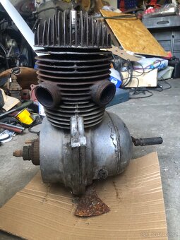 Motor jawa 250/353 - 3