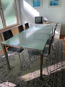 Velký jídelní stůl + židle - 3