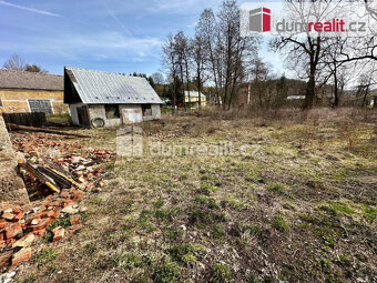 pozemek k výstavbě o vel. 1967 m2 v obci Dlouhá Lomnice - 3