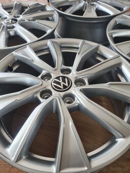 5x120 R18 - 3