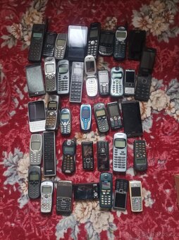 Prodám mojí sbírku mobilní telefony - 3