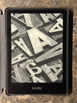 Čtečka Amazon Kindle Paperwhite 11. gen 16GB + obal 2 - 3