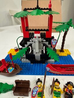LEGO piráti islanders 6264 Zakázaná zátoka - 3