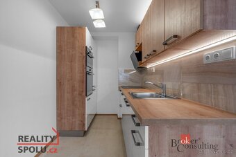 Pronájem, byty/3+kk, 54 m2, Hlavní 2730/149, 14100 Praha, Hl - 3