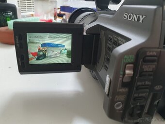 SONY DSR-PD150P | Professionalní kamera 3CCD / DVCAM - 3
