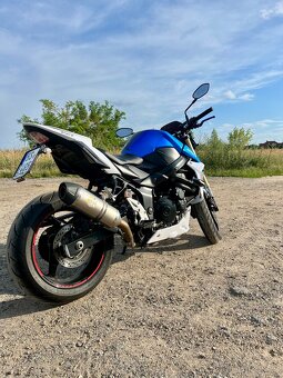 Suzuki Gsr 750 ABS - 3