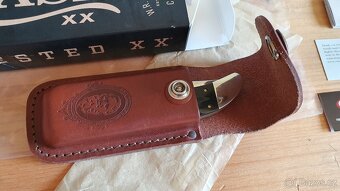Case Hunter Jigged Buffalo Horn, lovecký zavírací nůž - 3