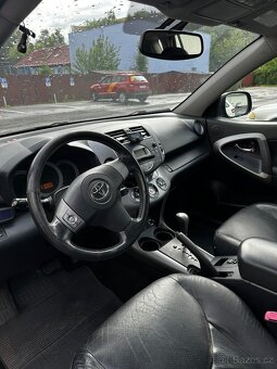 TOYOTA RAV4 - 4x4 Benzín+LPG - 3