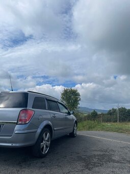 Ofuky oken Opel Astra H Caravan - 3